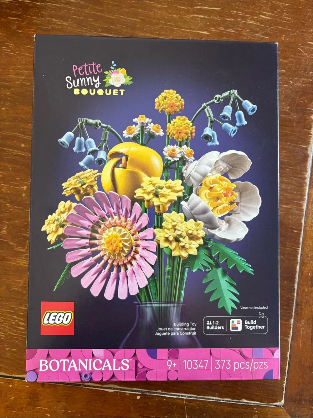 Lego Botanicals Petite Sunny Bouquet — Pink, Yellow, Green, Light Blue, White